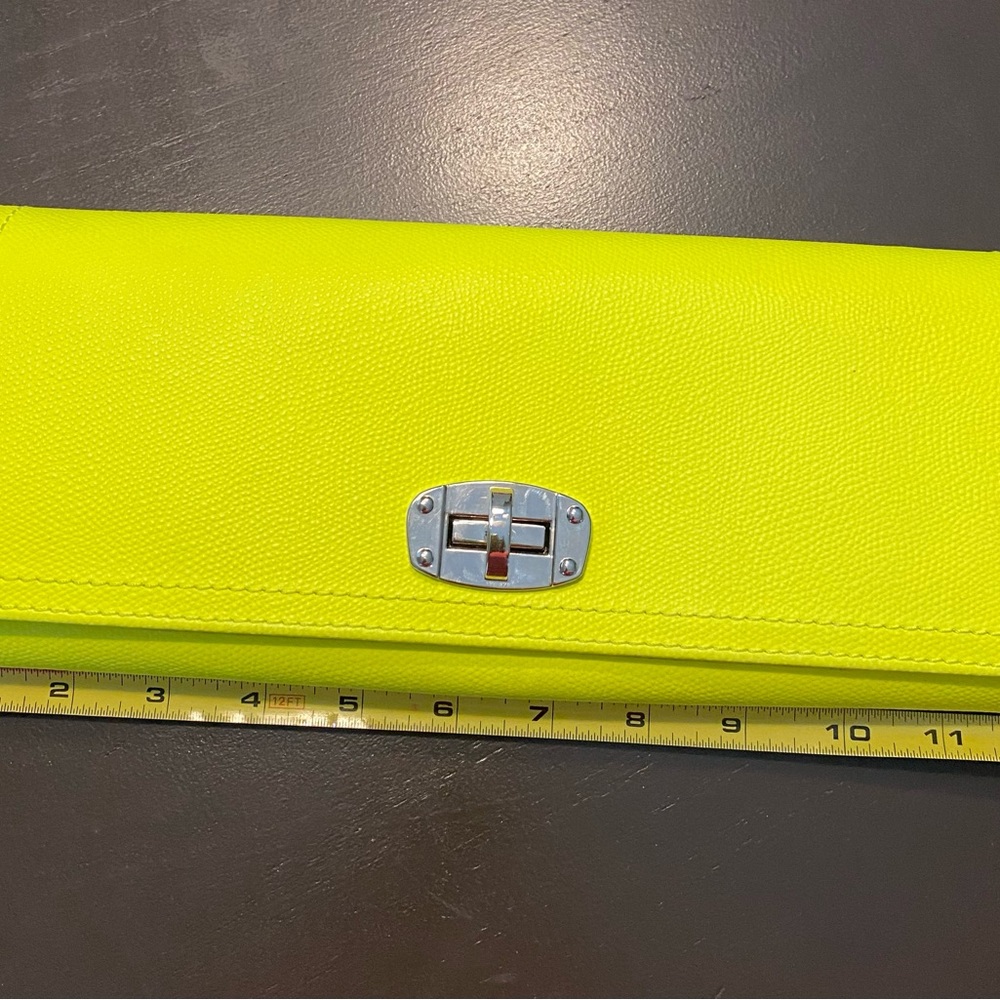 Nice Neon Yellow purse
